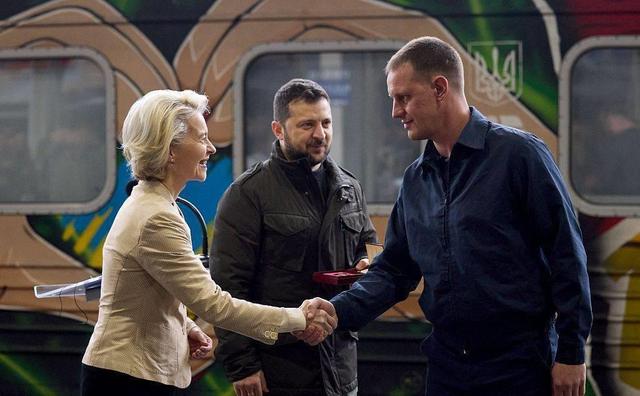 关于乌克兰队逆袭成功,晋级下一轮的信息 关于乌克兰队逆袭成功,晋级下一轮的信息