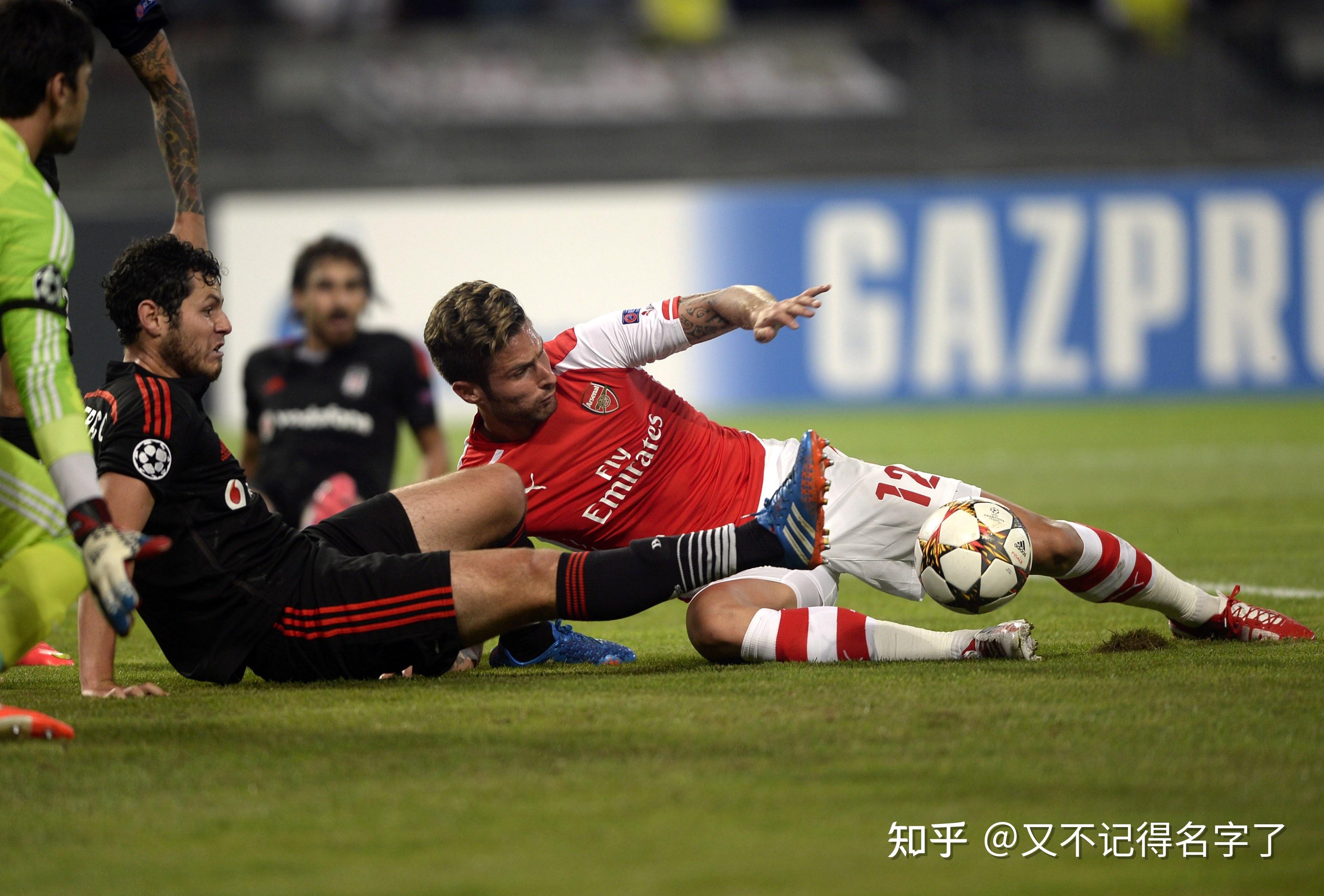 包含马德里竞技客场逼平波尔图,提前晋级欧冠十六强的词条 包含马德里竞技客场逼平波尔图,提前晋级欧冠十六强的词条