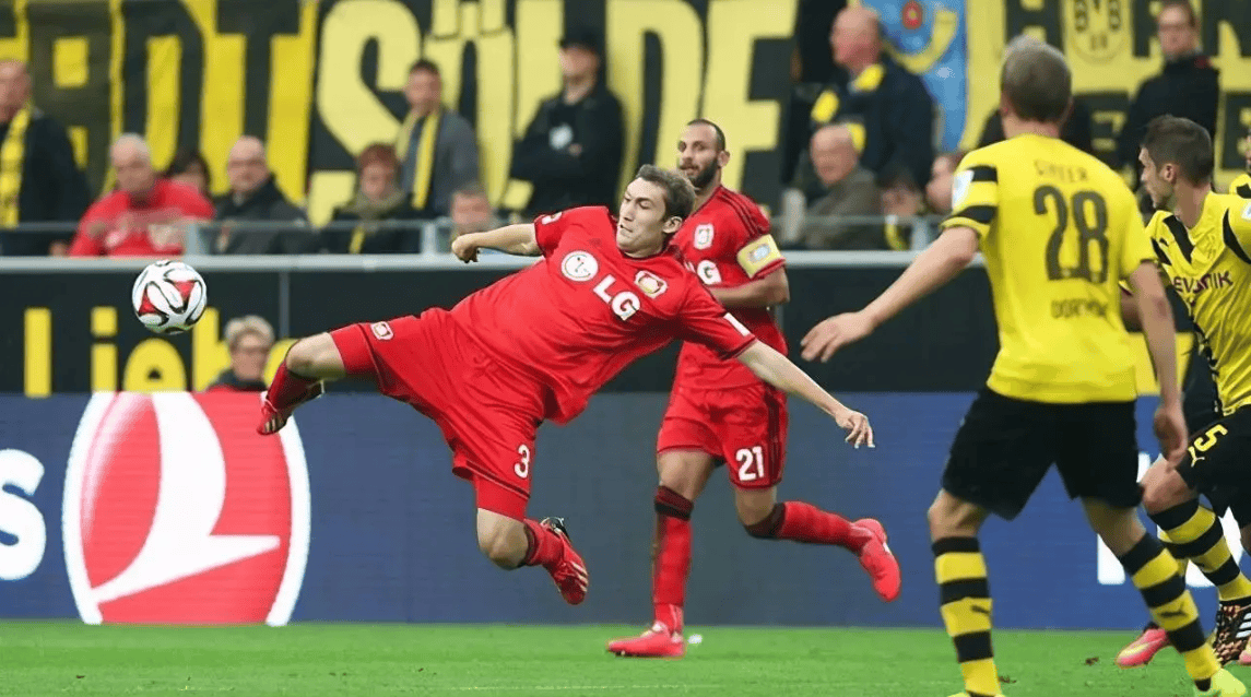 不莱梅连胜终结,遭遇莱比锡逆转的简单介绍 不莱梅连胜终结,遭遇莱比锡逆转的简单介绍