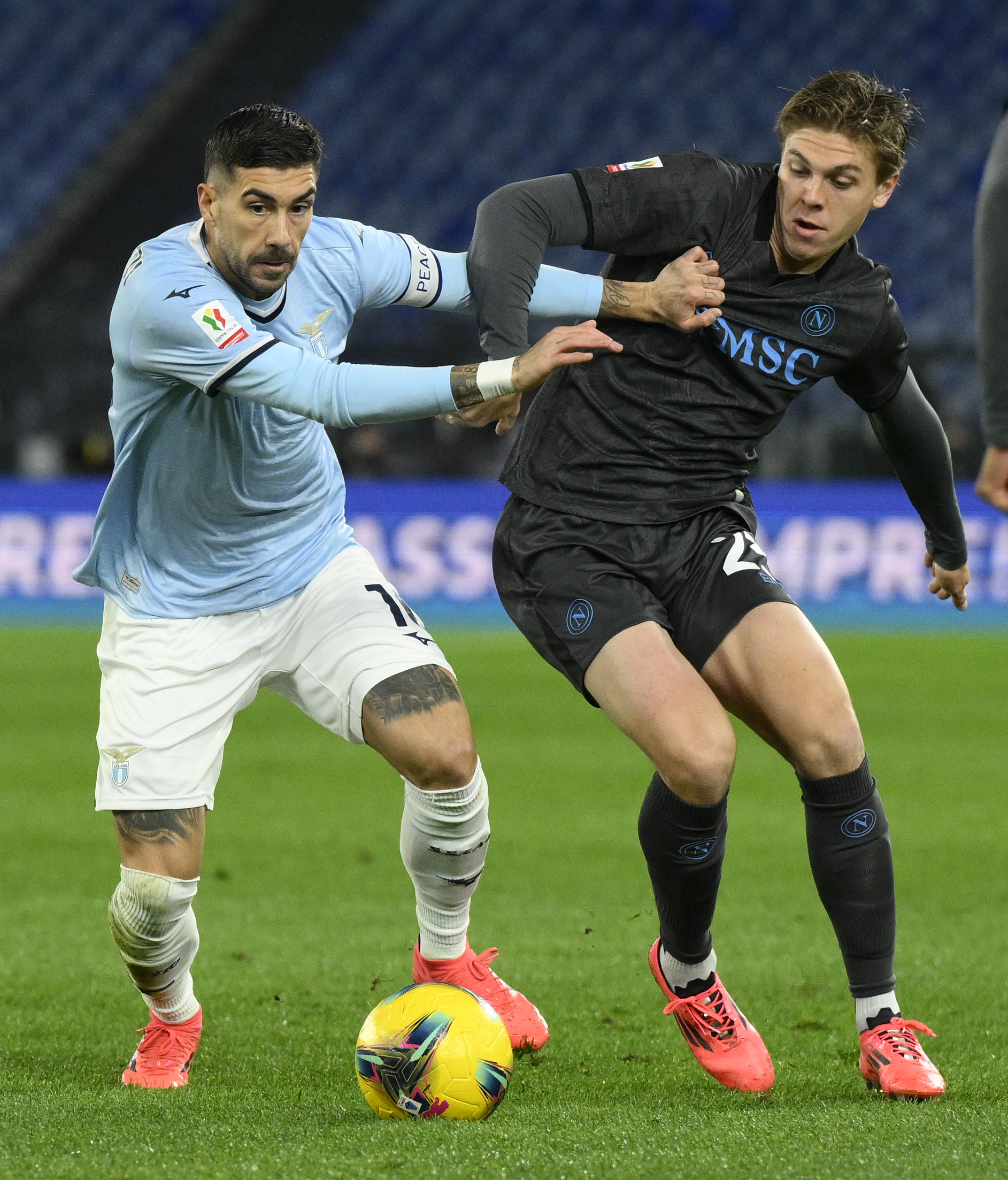 雷火电竞充值-关于意大利足球精彩瞬间：那不勒斯实现逆袭的信息