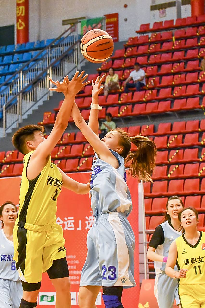 江苏队战胜内蒙古队,取得胜利 江苏队战胜内蒙古队,取得胜利