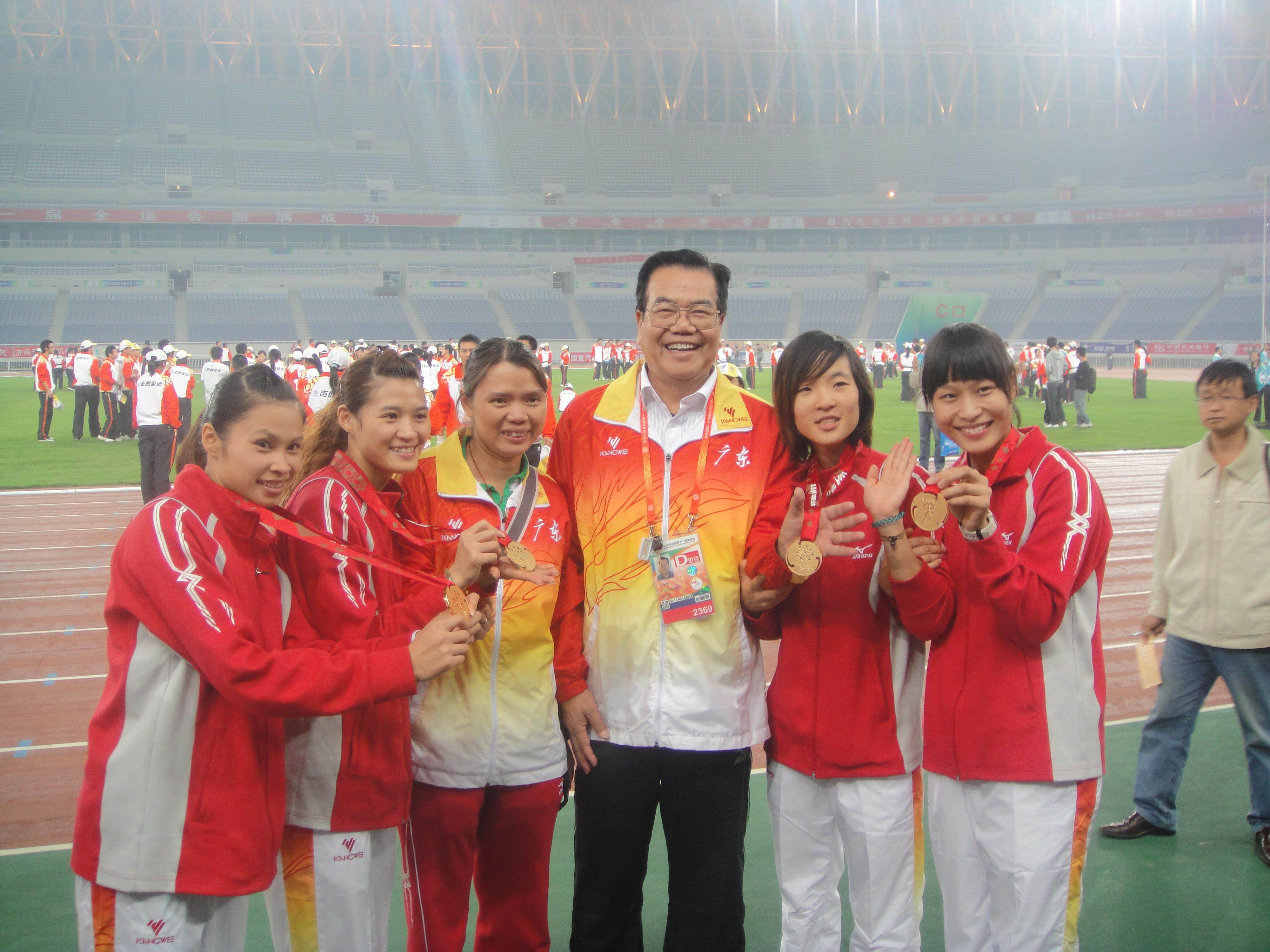 关于田径赛后采访曝光，内幕引发热议的信息