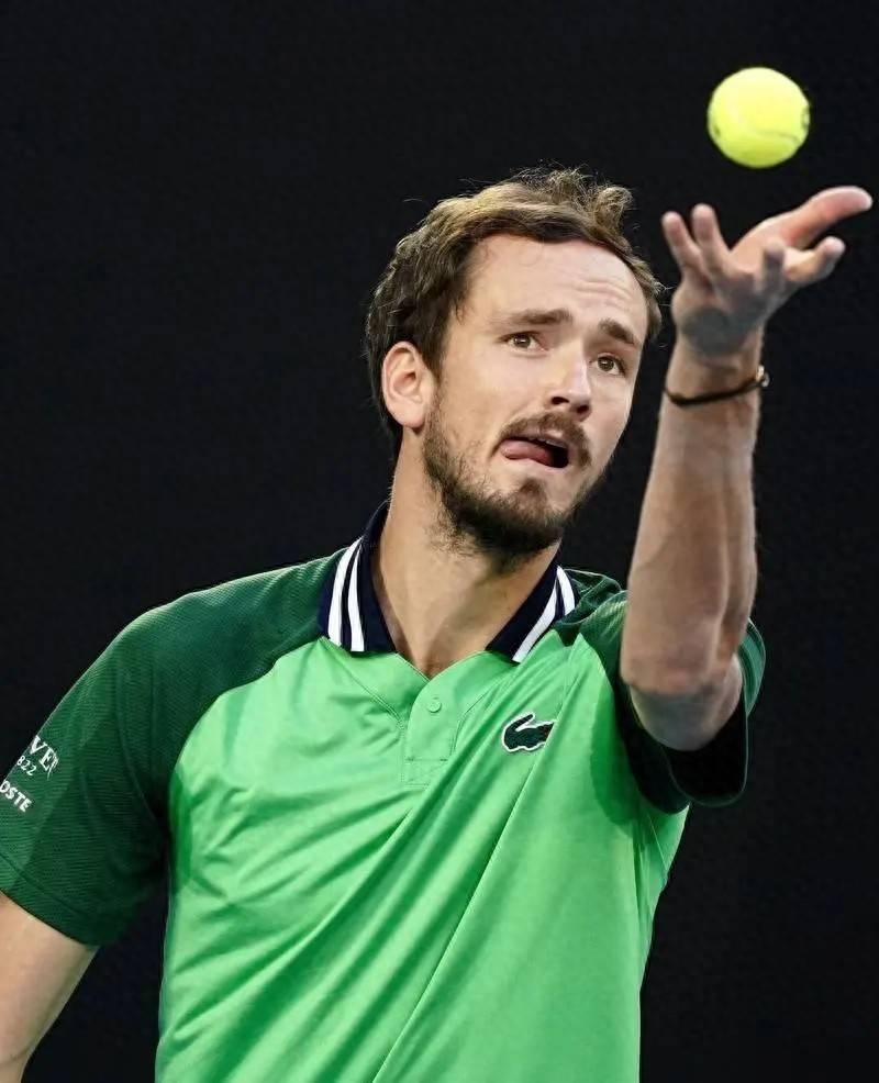 包含澳网鏖战蒙特卡洛大师赛，梅德韦杰夫扛起全队的词条