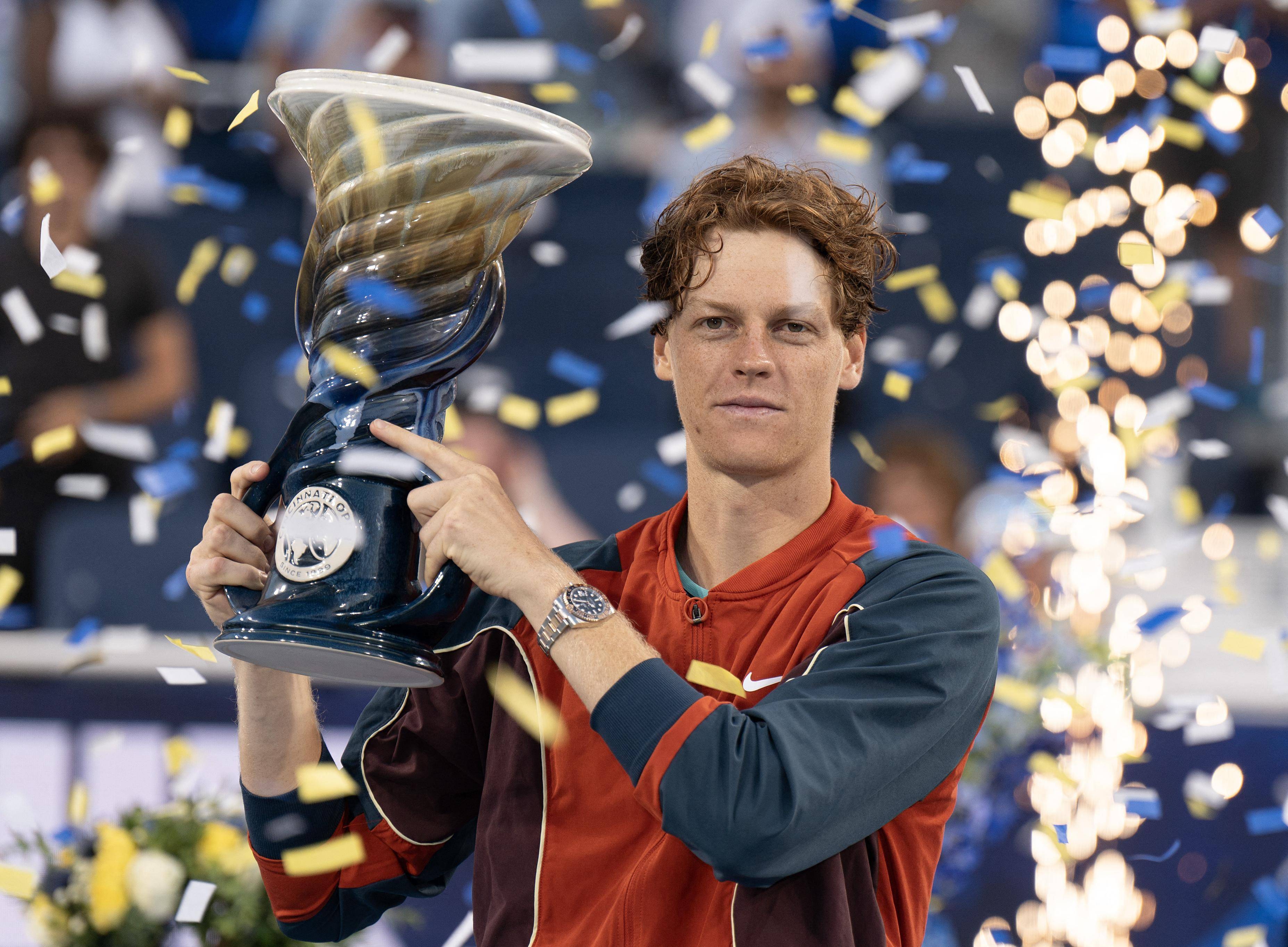 美网绝杀年终总决赛，辛纳统治全场的简单介绍