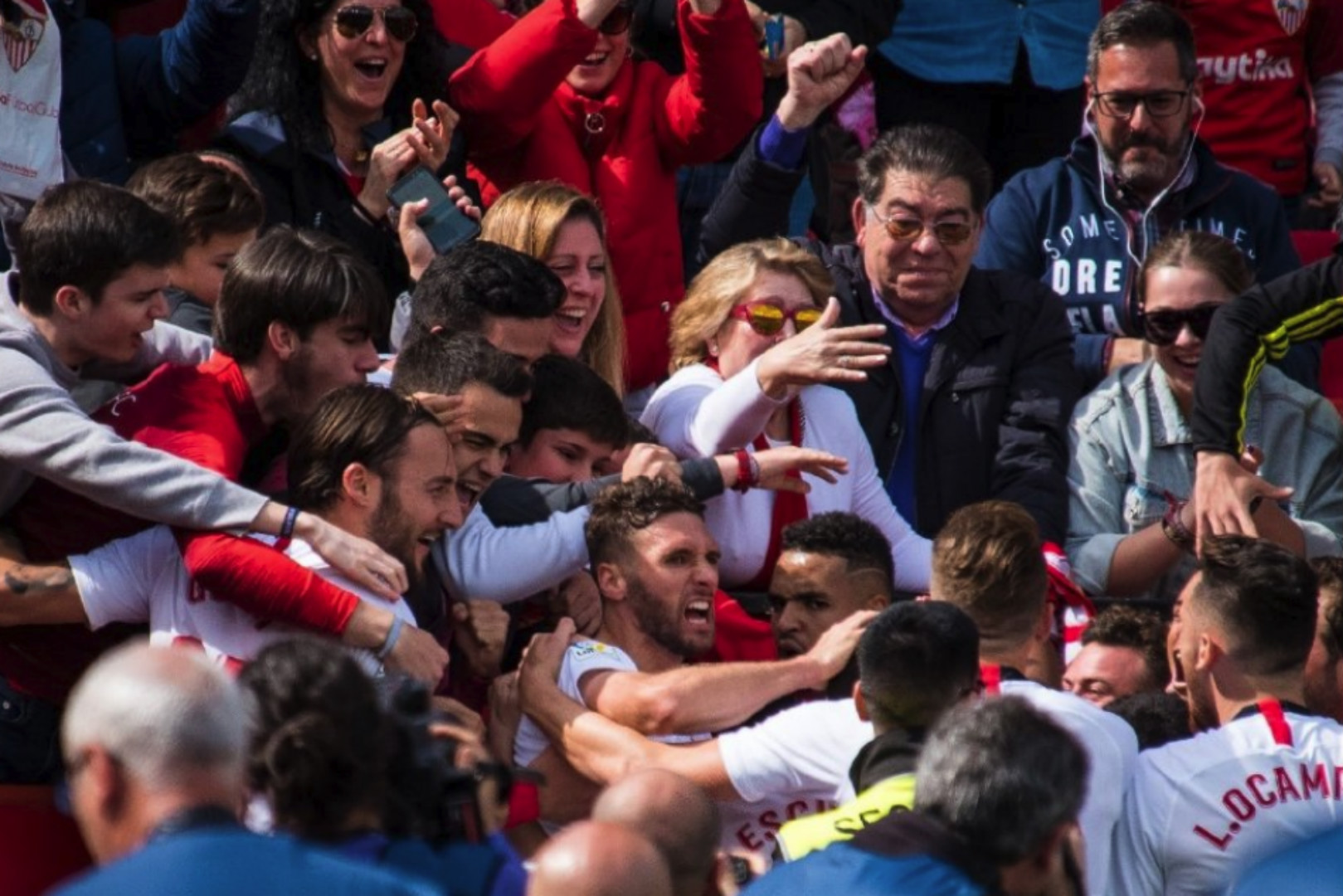 奥萨苏纳告捷赢球，取得连胜