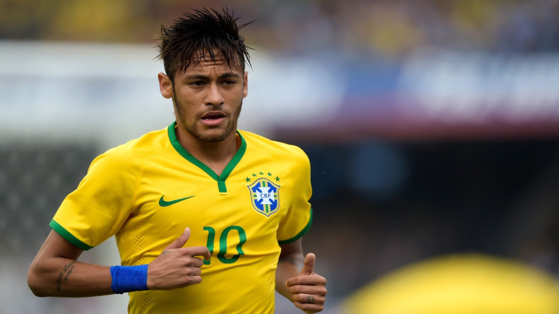 橙衣将军的陨铁城垣，当波兰之锤凿穿蓝月神迹