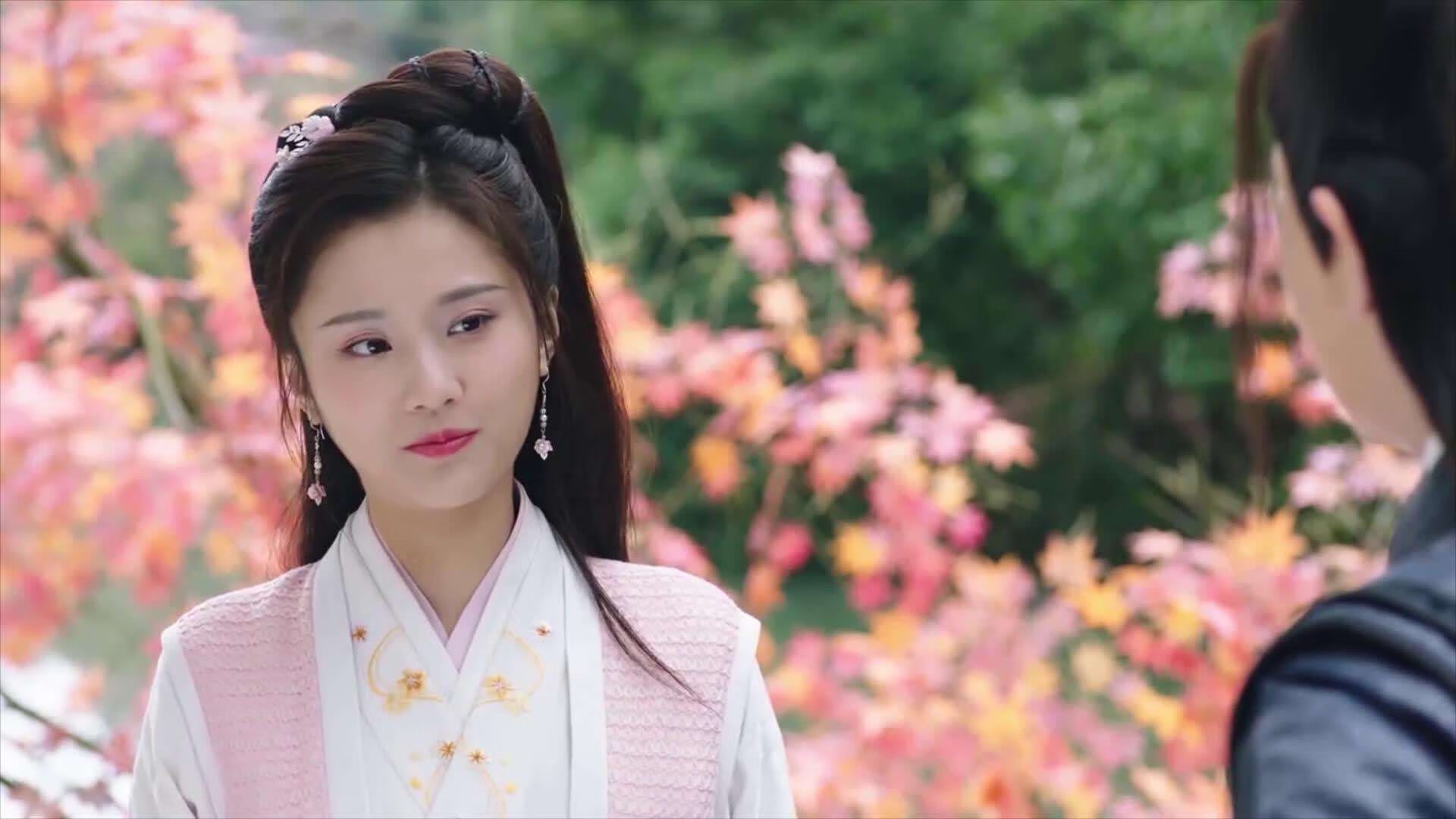 双重奏,绿茵场上的逆袭交响与绝对掌控