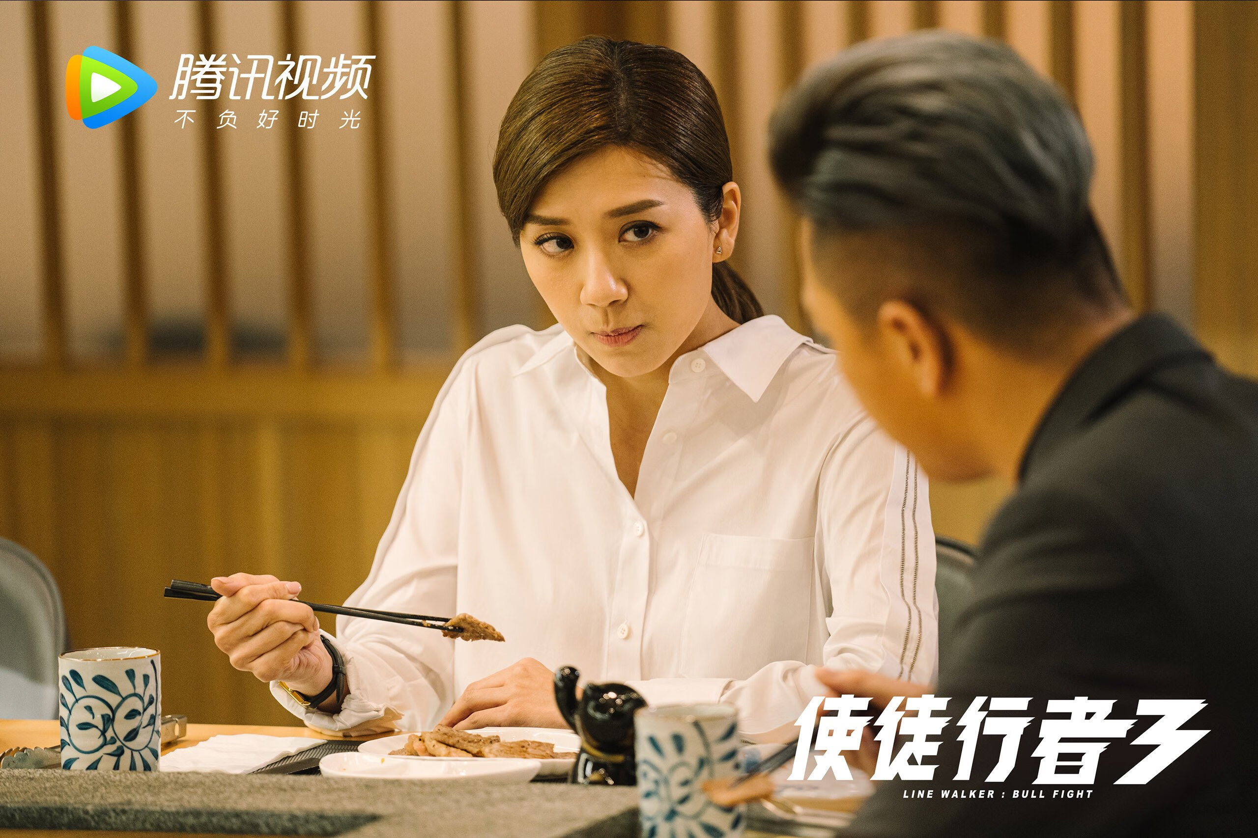 南美红潮吞没天蓝军团，2026世界杯F组关键战，智利用压迫撕碎乌拉圭，塔雷米以领袖之姿宣告新时代